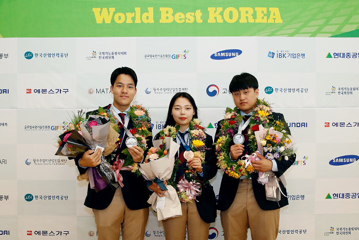 대한민국 국가대표 에몬스가구, 국제기능올림픽대회 3회 연속 메달획득